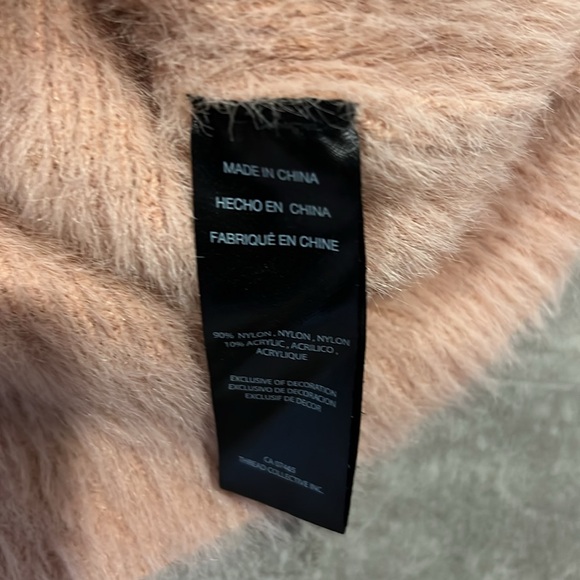 bebe Light Pink Soft Sweater - Size Small - Picture 4 of 5